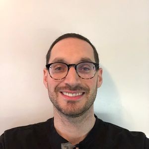 Meet your Posher, Simon